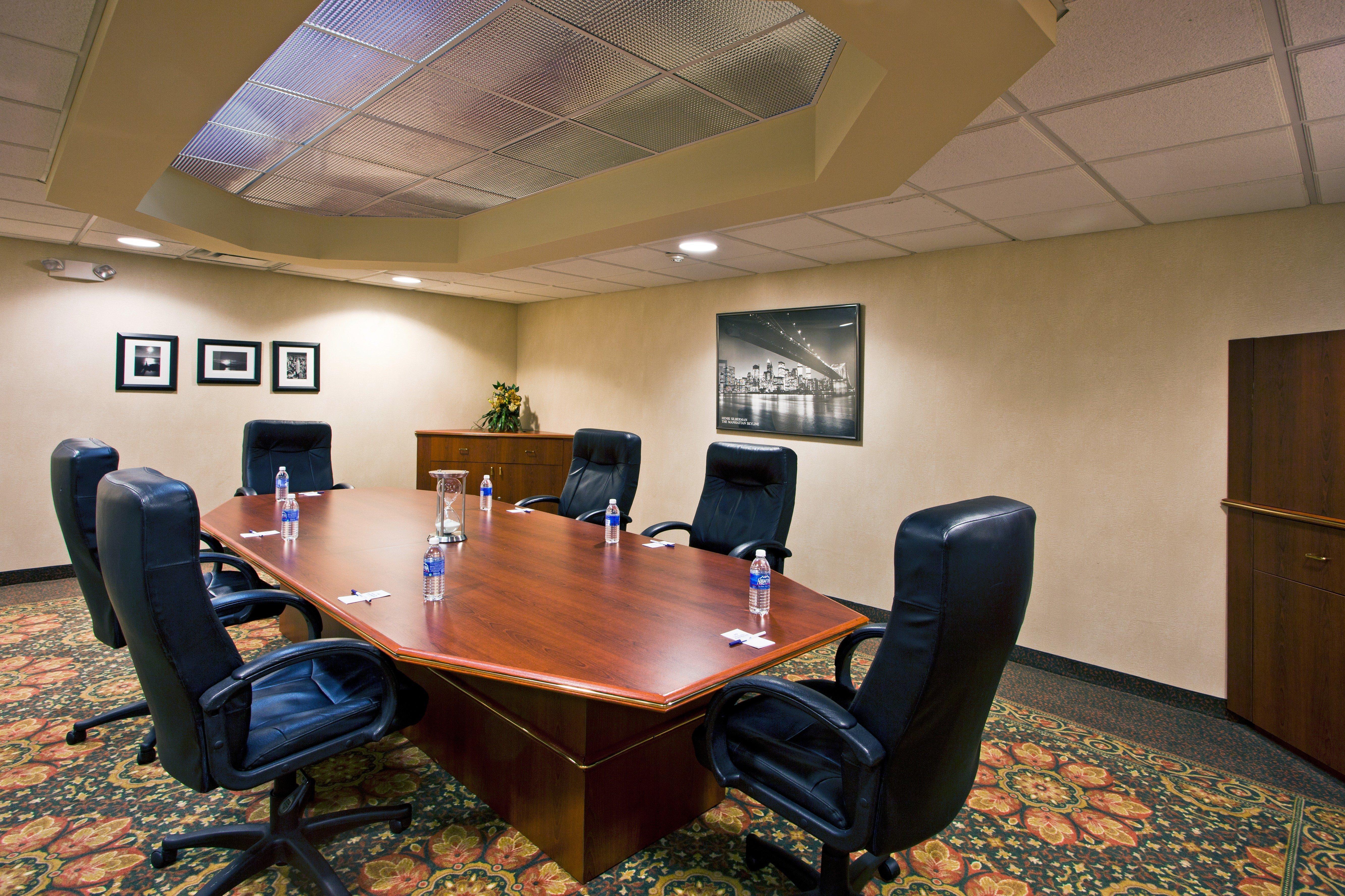 Holiday Inn Express Hotel & Suites Waterford By Ihg Удобства фото