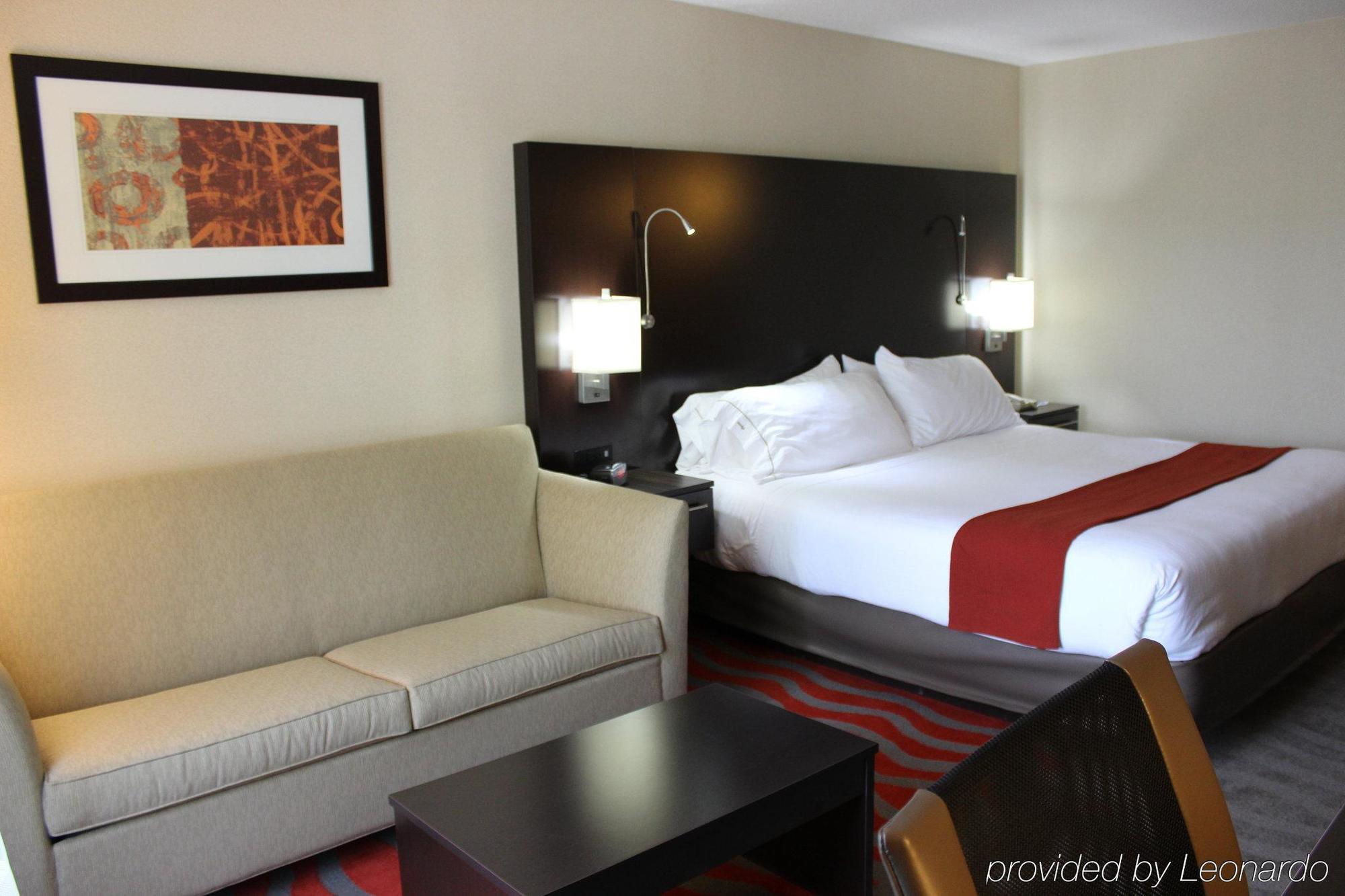 Holiday Inn Express Hotel & Suites Waterford By Ihg Экстерьер фото