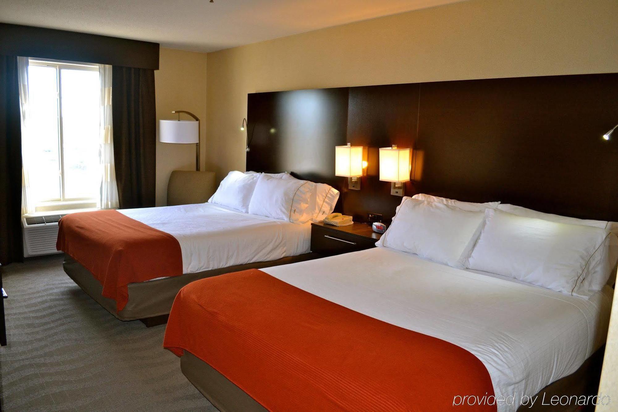 Holiday Inn Express Hotel & Suites Waterford By Ihg Экстерьер фото