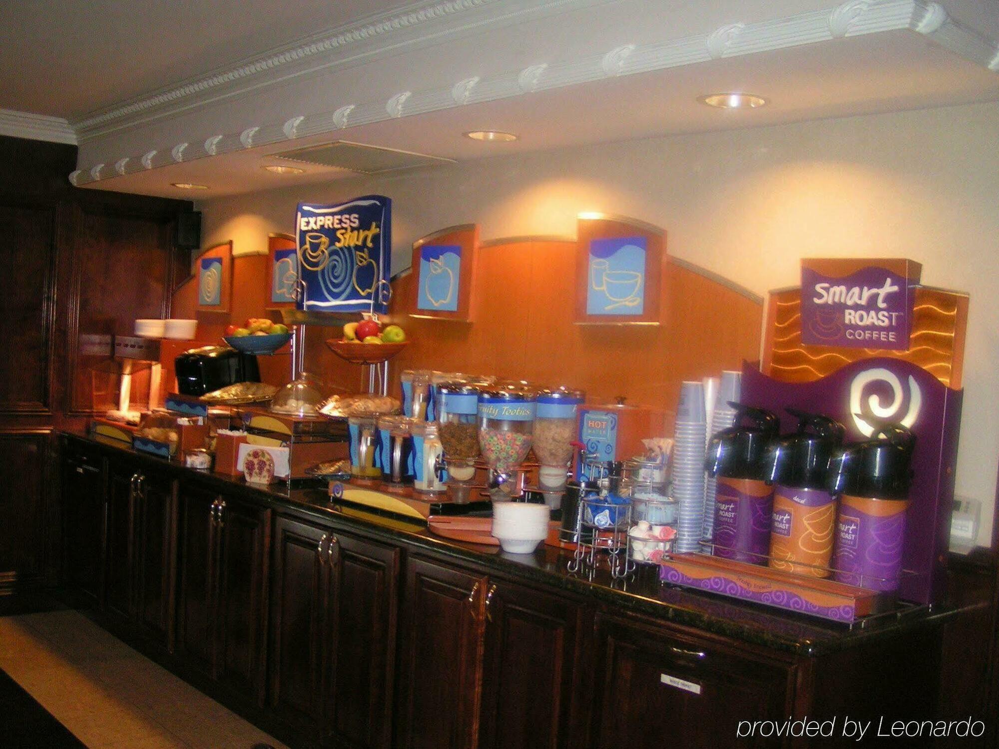 Holiday Inn Express Hotel & Suites Waterford By Ihg Экстерьер фото